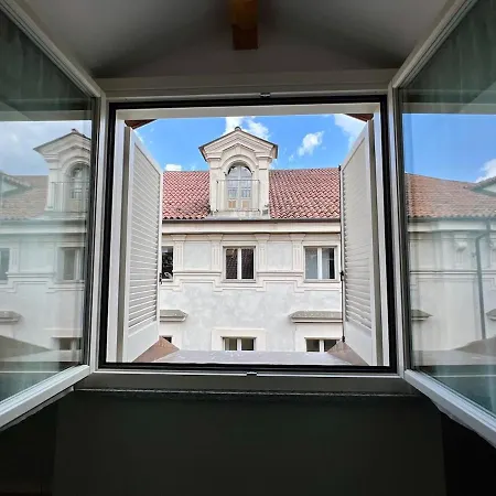Jacuzzi Center - Serendipity Apartment *