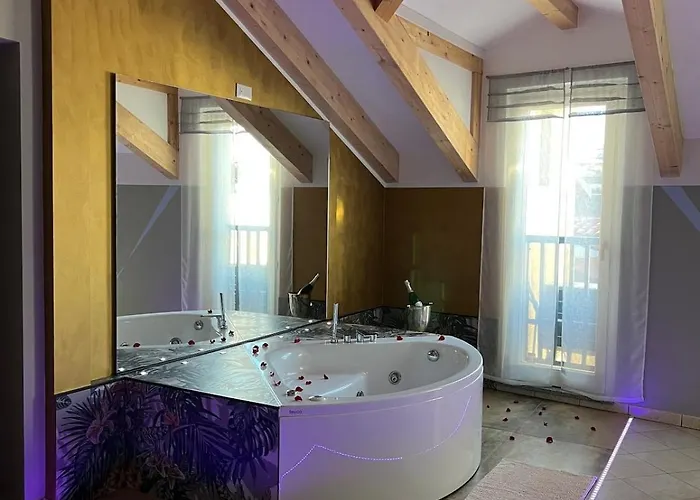 Jacuzzi Center - Serendipity Turin