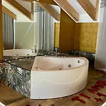 Jacuzzi Center - Serendipity Daire