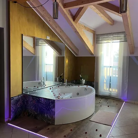 Jacuzzi Center - Serendipity Turin